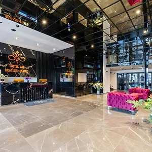 Hotel Am Beatles-platz ****