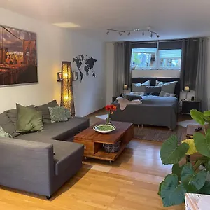 Apartment Modernes Im Gruenen - Stilvoll Und Komfortabel 
