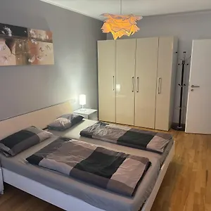 Apartment Zentrale 3 Zimmerwohnung Mit Kostenlosem Stellplatz 